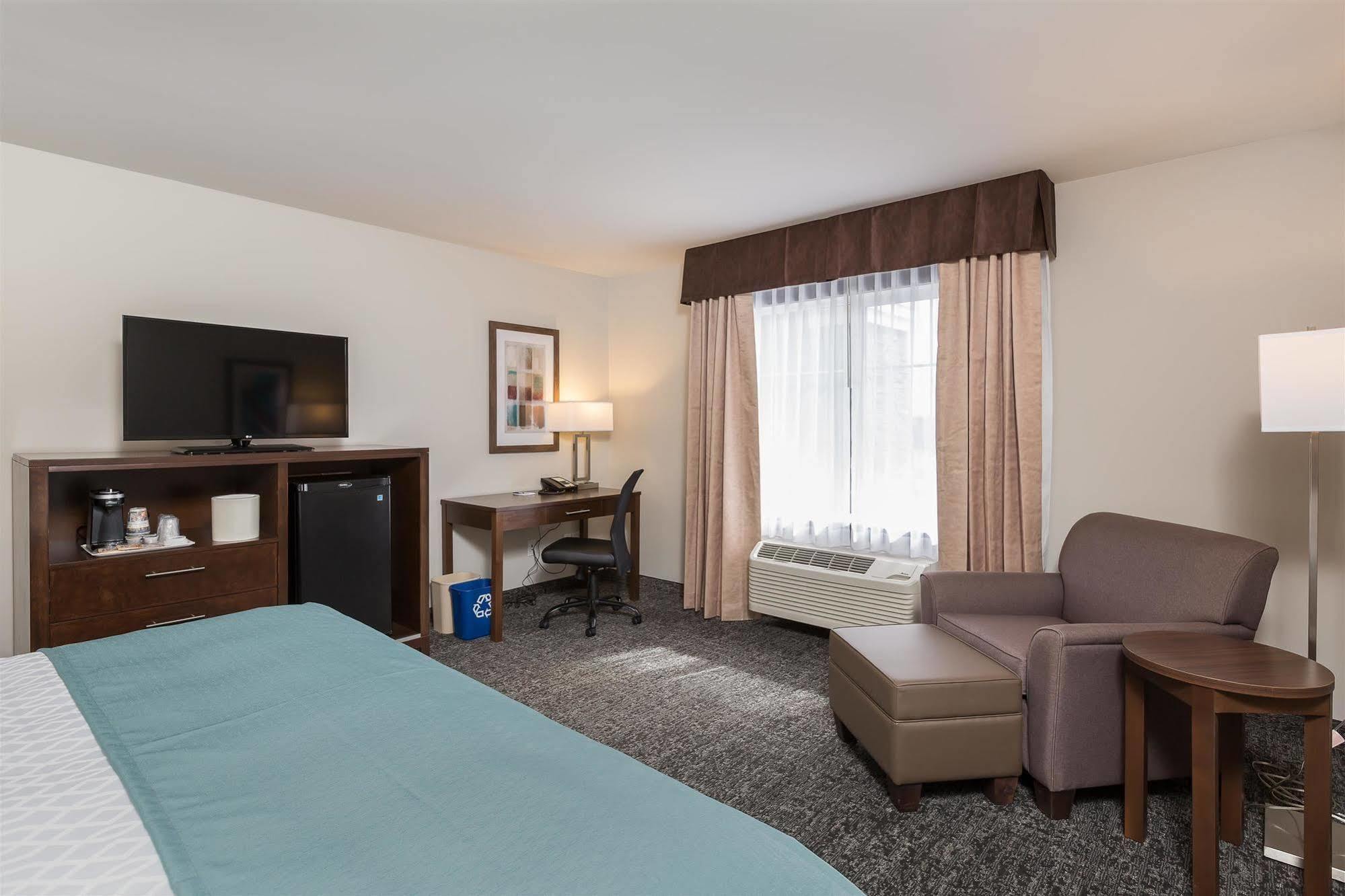 Best Western Plus Chestermere Hotel Kültér fotó